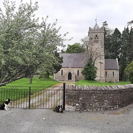 Farnaught Apartment, Lough Rynn, Mohill